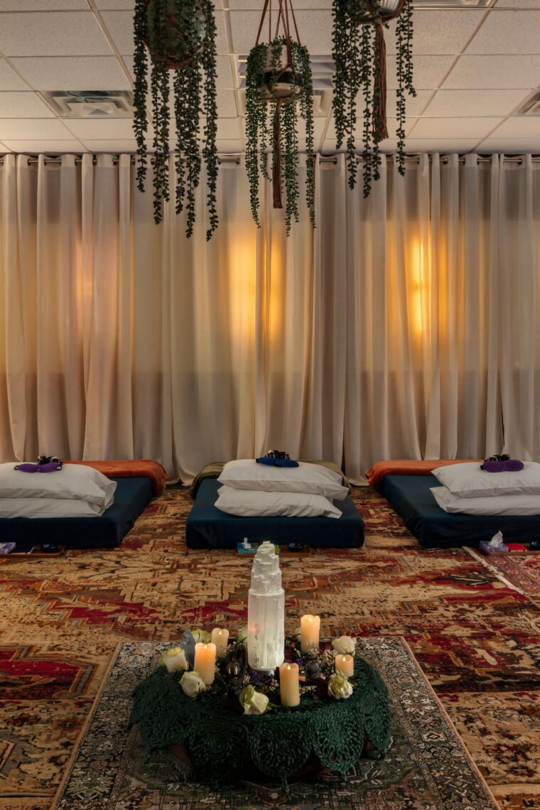 Rocky Mountain Mind and Body Group Ketamine Therapy room