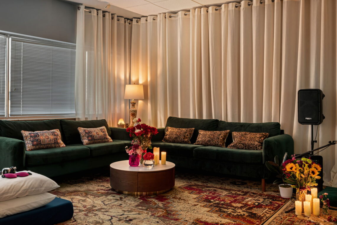 Rocky Mountain Mind and Body Group Ketamine Therapy room cozy corner